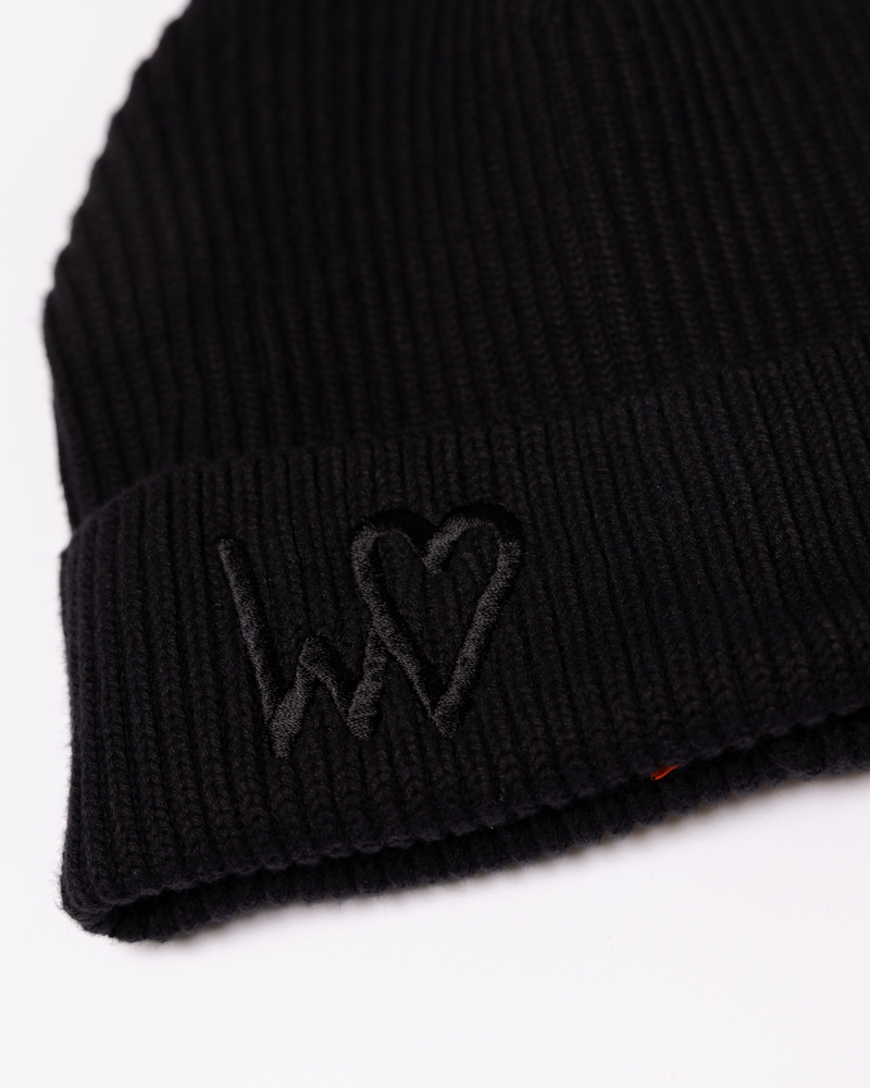 THE BEANIE BLACK